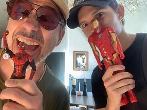 Spider-Man Cabut, Tom Holland Reuni Lagi dengan Robert Downey Jr