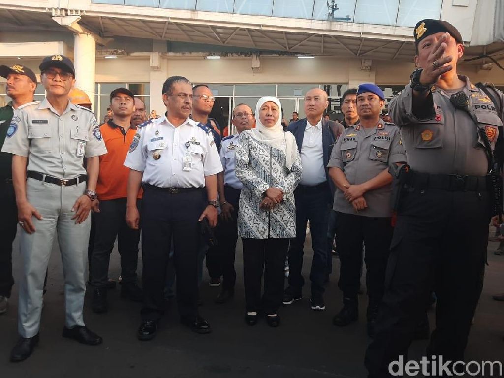 Duka Cita Gubernur Khofifah untuk Korban KM Santika Nusantara
