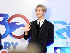 Senyum Manis Taemin SHINee untuk Para Shawol Senyum Manis Taemin SHINee untuk Para Shawol