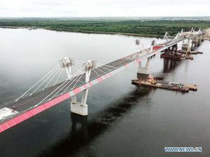 Mengintip Jembatan Penghubung China-Rusia yang Hampir Jadi