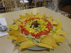 Uma Uma Eatery Shop: Tawarkan Makanan Sehat tapi Bukan Vegetarian