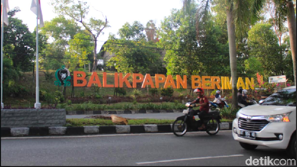 Bedanya Jalan Sudirman di Balikpapan dan Jakarta