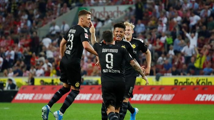 JUDI ONLINE Borussia Dortmund menang 3-1 di kandang FC Cologne (Wolfgang Rattay/Reuters)