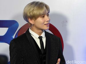 Taemin SHINee Tunda Comeback Solo karena Alami Cedera Taemin SHINee Tunda Comeback Solo karena Alami Cedera