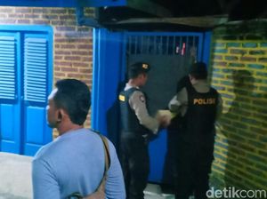 Rumah Orangtua Perampok Toko Emas di Madiun Juga Digeledah Densus