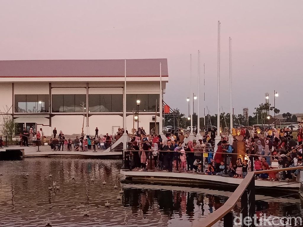 5 Titik Potensi Keramaian di Bandung Saat Tahun Baru 5 Titik Potensi Keramaian di Bandung Saat Tahun Baru