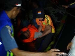 Begini Cerita Penumpang Selamat Saat KM Santika Nusantara Terbakar