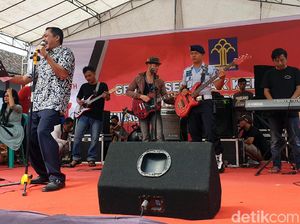 Wow! Napi dan Petugas Lapas Cianjur Kolaborasi Bentuk Lajur Band Wow! Napi dan Petugas Lapas Cianjur Kolaborasi Bentuk Lajur Band