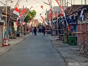 Video Densus Obok-Obok Rumah Perampok Toko Emas
