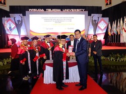 Digitalisasi Pendidikan ala Telkomsel dan Telkom University