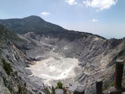 Pedagang Desak PVMBG Turunkan Status Gunung Tangkuban Perahu