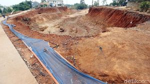 Perumahan di Cileungsi Rata Digusur Tol