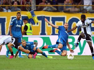 Campur Aduknya Perasaan Sarri di Laga Pertama Juve