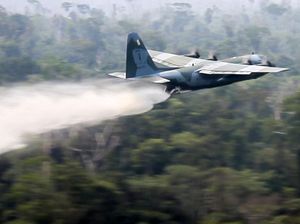 Hercules Terus Mengudara untuk Padamkan Kebakaran Amazon