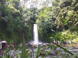 Pesona Air Terjun Cantik di Bengkulu