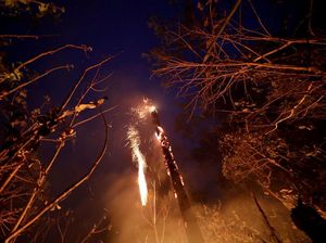 Dikirtik Dunia, Presiden Brasil Kirim Militer Atasi Kebakaran Amazon Dikirtik Dunia, Presiden Brasil Kirim Militer Atasi Kebakaran Amazon