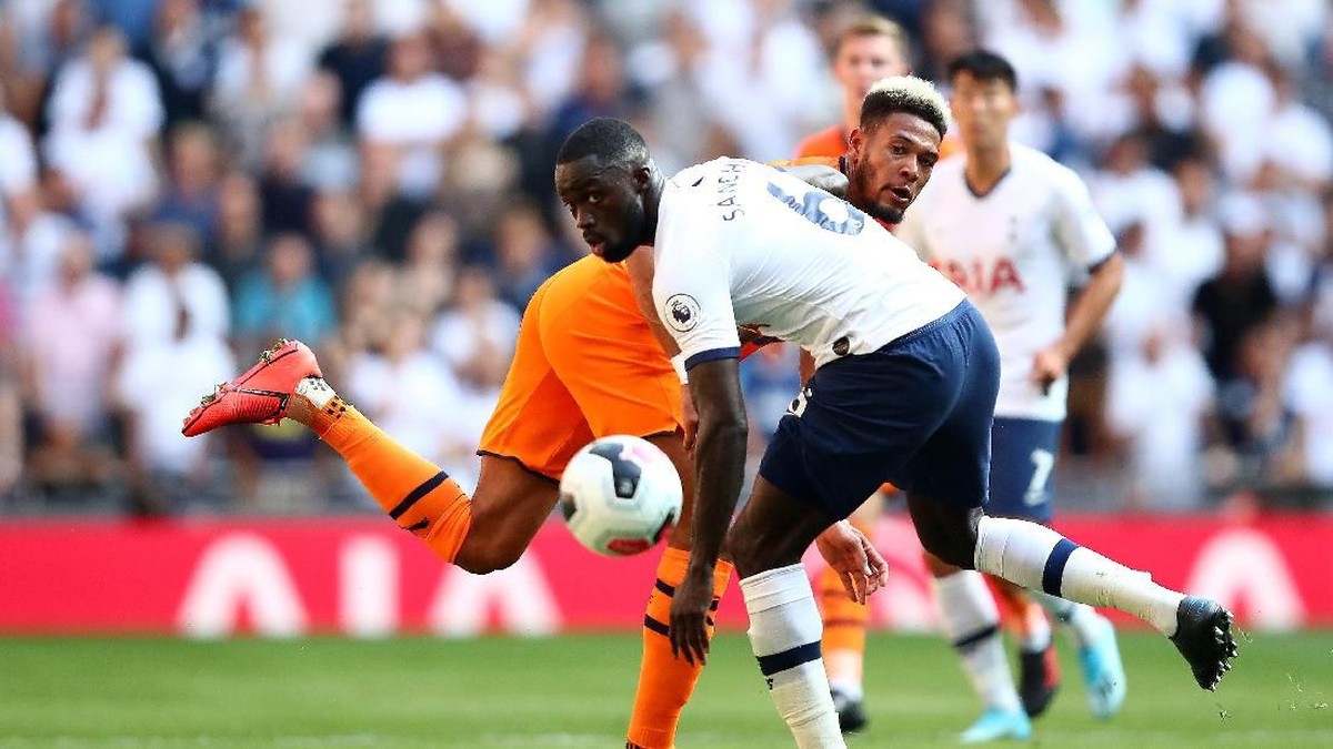 Tottenham Hotspur tertinggal 0-1 dari Newcastle United di babak pertama. (Foto: Julian Finney/Getty Images)