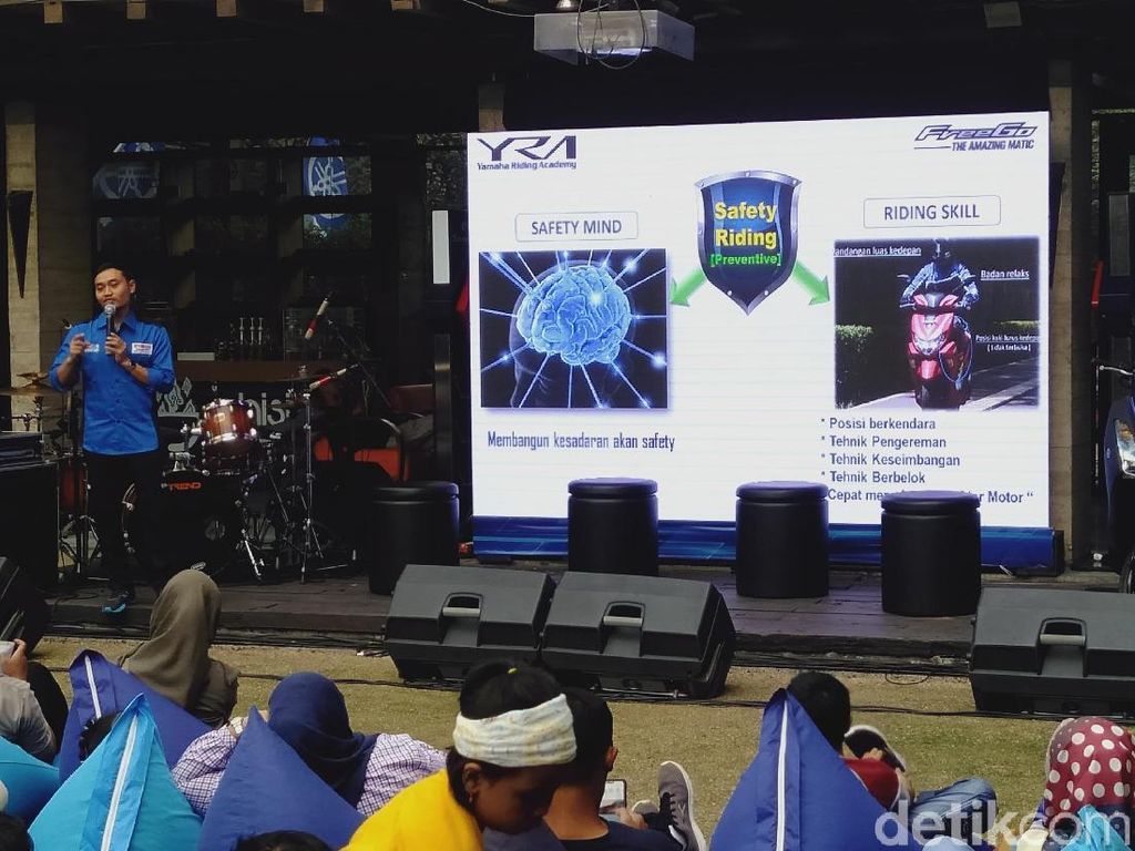 Tips Safety Riding: Kendalikan Motor, Bukan Kita yang Dikendalikan Tips Safety Riding: Kendalikan Motor, Bukan Kita yang Dikendalikan