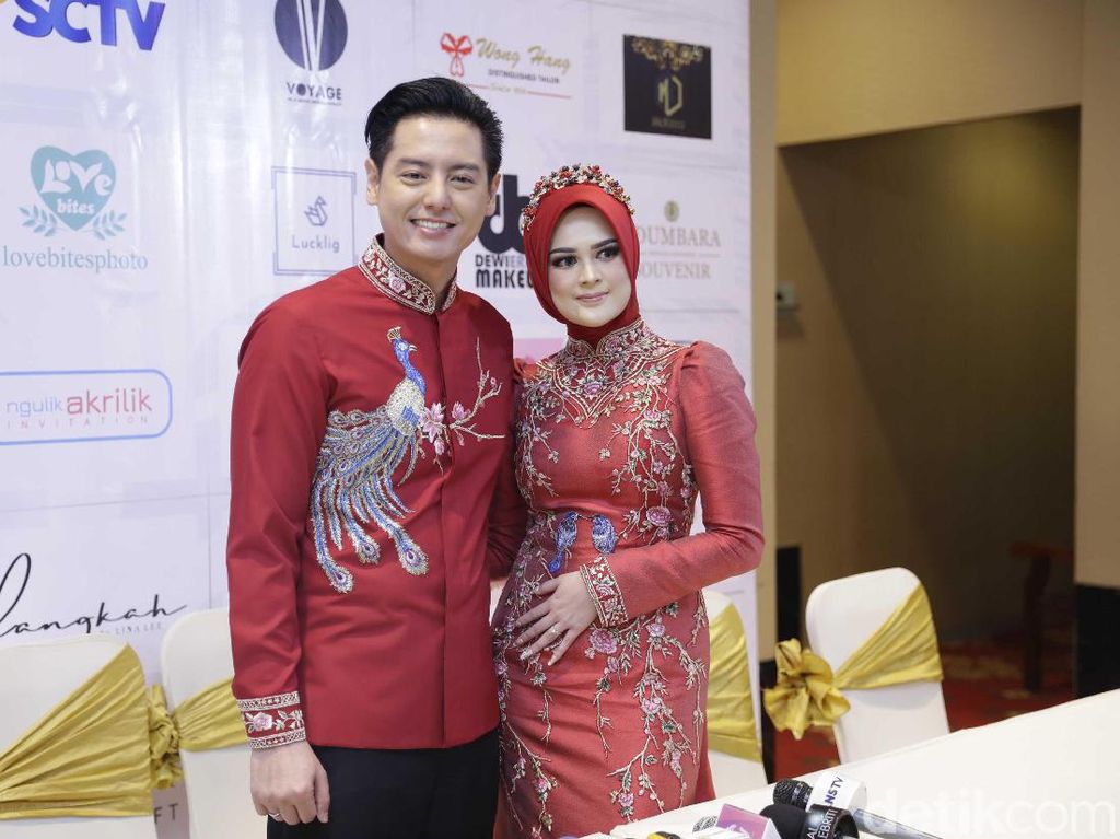 Doa Para Selebriti untuk Pernikahan Cut Meyriska dan Roger Danuarta Doa Para Selebriti untuk Pernikahan Cut Meyriska dan Roger Danuarta