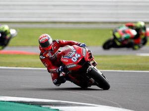 Dovizioso Sempat Hilang Ingatan, Helmnya Sampai Rusak Dovizioso Sempat Hilang Ingatan, Helmnya Sampai Rusak