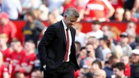 Salah satu manajer yang kursinya paling panas adalah OLe Gunnar Solskjaer. Manchester United menjalani start terburuk dalam 30 tahun dan kini terperosok di posisi 12 klasemen. (Andrew Yates/Reuters)