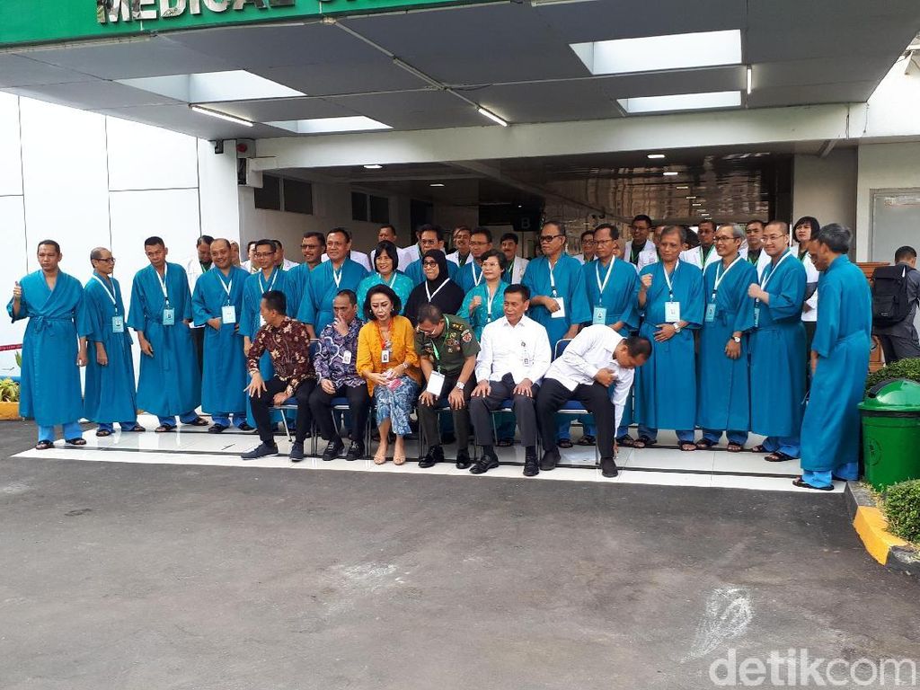 20 Capim KPK Jalani Tes Kesehatan di RSPAD 20 Capim KPK Jalani Tes Kesehatan di RSPAD