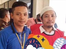 Akhirnya Jalani Sidang, Zul Zivilia Bahagia Didampingi Istri dan Teman