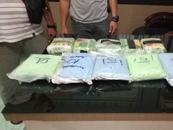 Polisi Bongkar Penyelundupan 5 Kg Sabu dan 24 Ribu Ekstasi Via Paket