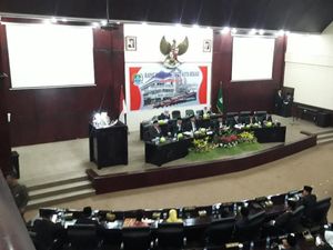 Hanya Ada 8 Wanita Isi Kursi DPRD Kota Bekasi Periode 2019-2024 Hanya Ada 8 Wanita Isi Kursi DPRD Kota Bekasi Periode 2019-2024