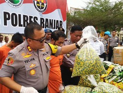 Polres Banjar Tangkap Penjual 300 Ribu Kapsul Jamu Palsu