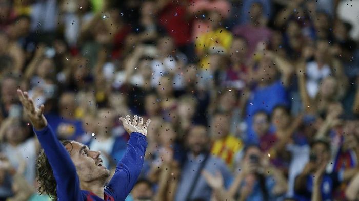 Buka keran gol di Barcelona, Antoine Griezmann bikin dua gol ke gawang Real Betis (AP Photo/Joan Monfort) Buka keran gol di Barcelona, Antoine Griezmann bikin dua gol ke gawang Real Betis (AP Photo/Joan Monfort)