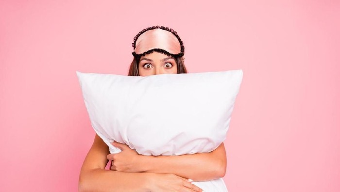 Kelebihan gula bisa membuatmu sulit untuk tertidur. Foto: Dok. iStock Kelebihan gula bisa membuatmu sulit untuk tertidur. Foto: Dok. iStock