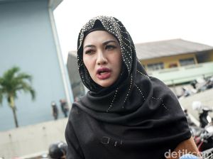 Ribut dengan Nia Anggia, Della Perez Diocehin Ruben Onsu