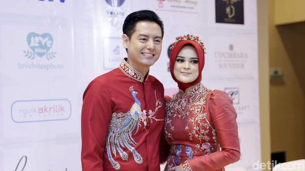 Inspirasi Baju Kondangan Hijab ala 7 Artis Tamu Pernikahan Cut Meyriska