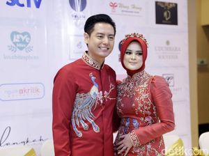 Jenguk Cut Meyriska di RS, Felix Siauw Berujar tentang Kebahagiaan Jenguk Cut Meyriska di RS, Felix Siauw Berujar tentang Kebahagiaan