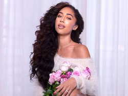 Jadi Kontroversi, Pakar Seks Ini Pakai Parfum Beraroma Area Intim