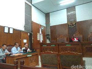 Kapolri Tak Hadir, Sidang Gugatan Praperadilan Istri Kivlan Zen Ditunda