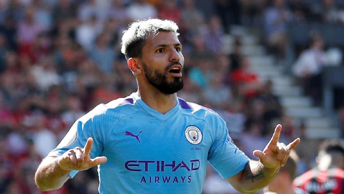 Sergio Aguero sudah mencetak 400 gol sepanjang kariernya (Matthew Childs/Reuters)