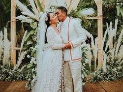 Selamat Glenn Fredly, Mutia Ayu Akhirnya Ngaku Jadi Bumil