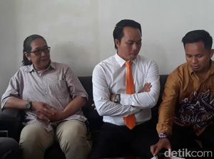 Diperiksa hingga Dini Hari, Ini Jawaban Mak Susi Korlap Aksi kepada Penyidik Diperiksa hingga Dini Hari, Ini Jawaban Mak Susi Korlap Aksi kepada Penyidik
