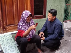 Usai Dilantik Jadi Anggota DPRD DKI, Kader PSI Blusukan Sapa Warga