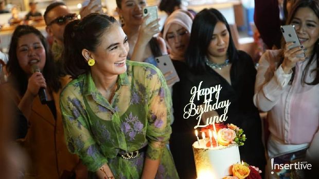 Luna Maya dekat dengan pria LIbra, siapa dia?