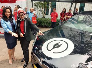 Saat Taksi Blue Bird Terkoneksi 4G Telkomsel Saat Taksi Blue Bird Terkoneksi 4G Telkomsel