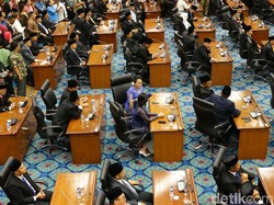 Kerabat Politisi di DPRD DKI