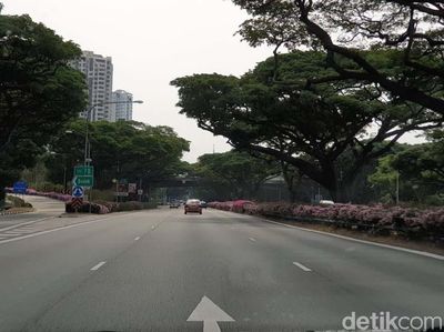 Singapura Bebas Macet di Hari Senin