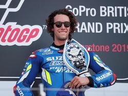 Cedera Bahu, Alex Rins Absen di MotoGP Spanyol?