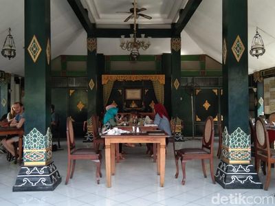Foto: Mencoba Makanan Favorit Sultan di Yogyakarta