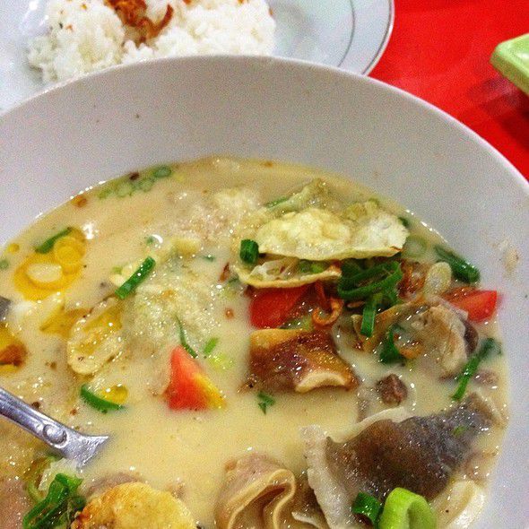 Resep Sop Kaki Sapi, Teman Makan Nasi yang Lezat Mantap