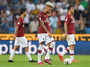 Ketidaksabaran Menyeret Milan ke Jurang Keterpurukan Ketidaksabaran Menyeret Milan ke Jurang Keterpurukan