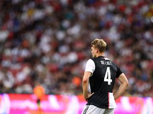 De Ligt Butuh Pak Guru Chiellini